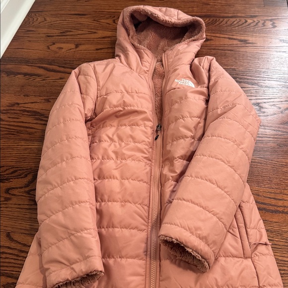 The North Face reversible winter coat - Picture 2 of 4